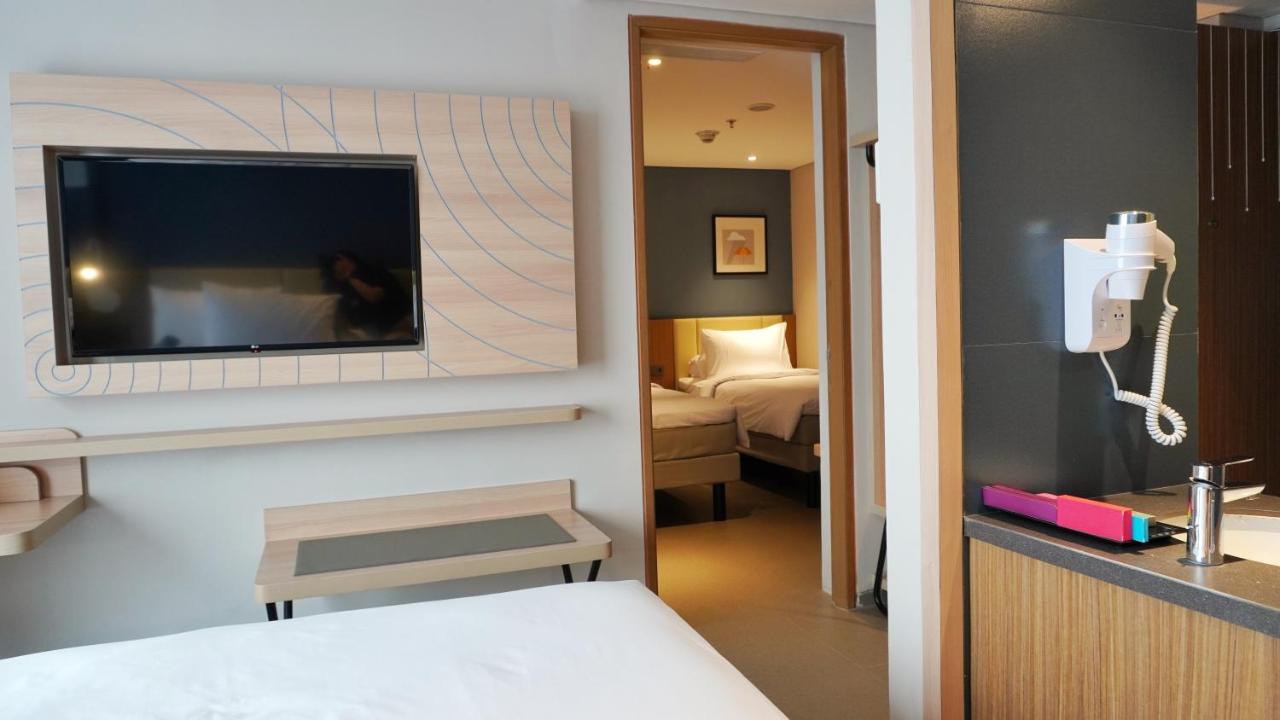 Ibis Styles Bogor Pajajaran Hotell Eksteriør bilde